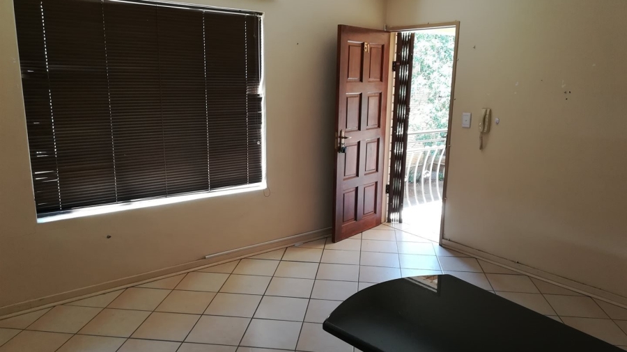 1 Bedroom Property for Sale in Potchefstroom North West